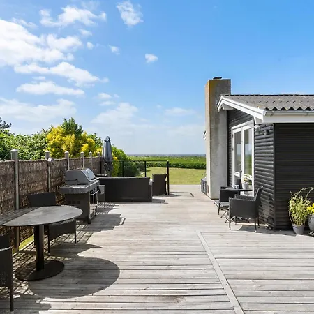 Vakantiehuis 2 Bedroom Amazing In